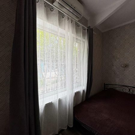 French Apartment In Odessa Eksteriør bilde